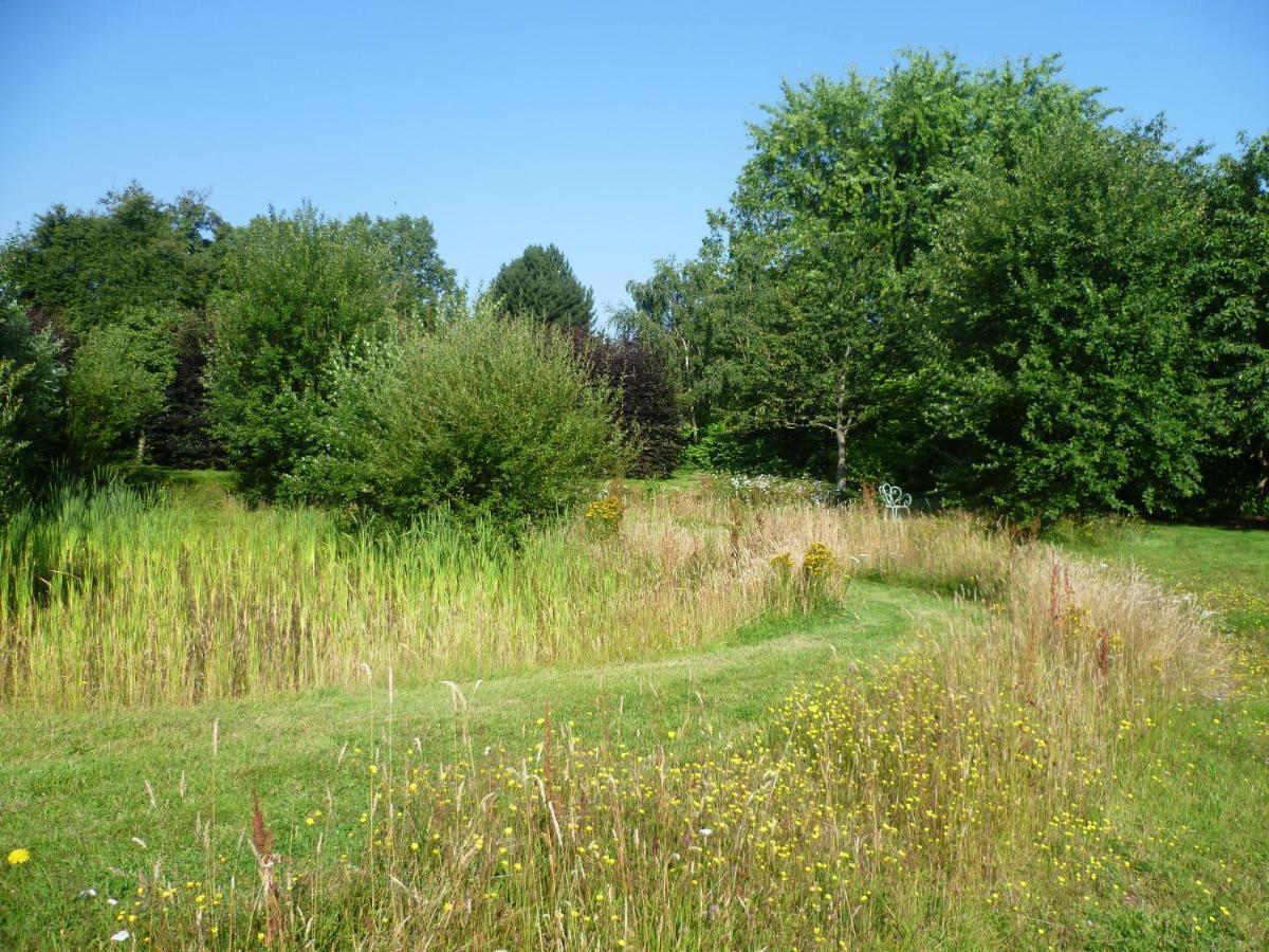 Le Pommenial de la Hérissonnière Saint-Aubin-de-Bonneval Exterior foto